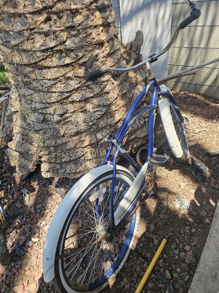 Cruiser Huffy Bike