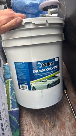 Liquid wax and clay lubricant
