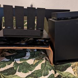 Sony HBD-E770W 5.1 3D Blu-ray Home Theater System 1000w