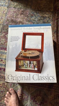 Animated Holiday Symphonium Music Box