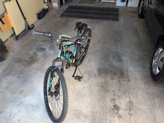 Huffy Night Hawk Mountain Bike 26 Inch