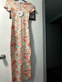 Princess Poly Cut out style beautiful dress size S , pu near Tully and Monterey Rd SJ CA 95112