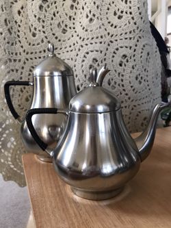 Pewter Tea and Coffee Set - Puro Real Pewter Zuiver Tin Reines Zinn Etain - Holland