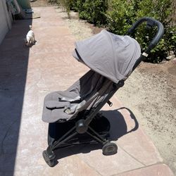 CYBEX Coya Matte Black Stroller