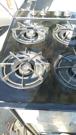 G.E. 4 burner cook top, Microwave, Oven