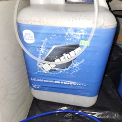 Seachem 5 Gallon Jug