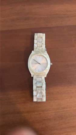 Nixon time teller watch