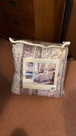 Cal King size comfortor set