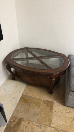 VINTAGE WOOD COFFEE TABLE