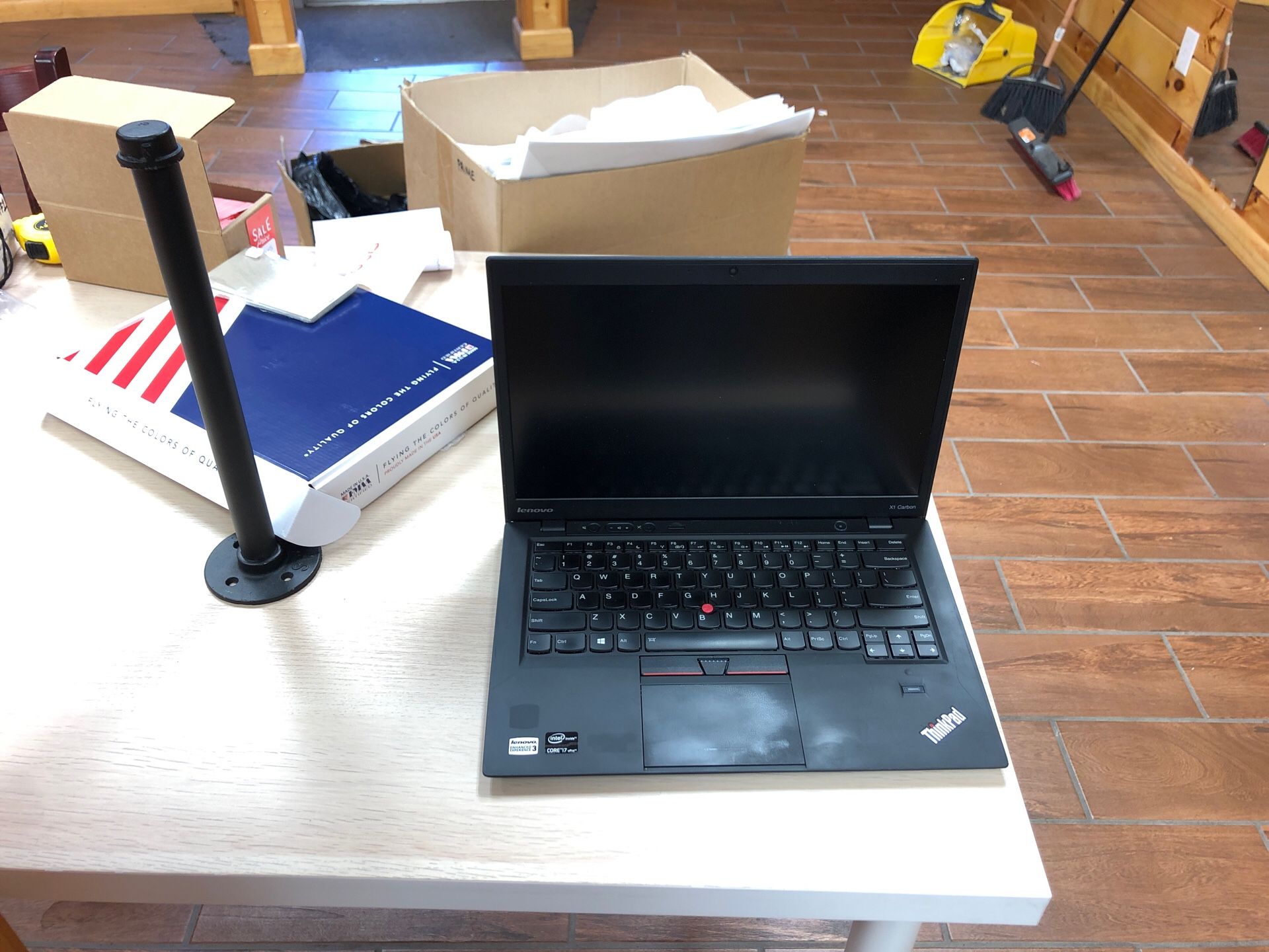 Thinkpad i8