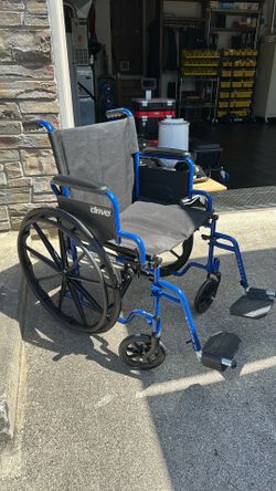 WHEELCHAIR *LIKE NEW*