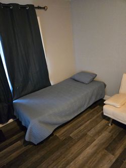 Se renta habitaciones amuebladas