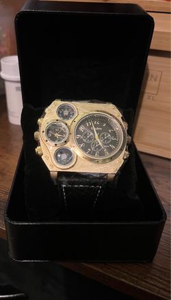 Oulm Oversized Multi-Dial Gold Quartz Watch