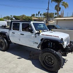 2020 Jeep Gladiator