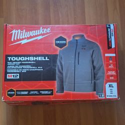 Milwaukee M12 XL Heated Jacket Kit