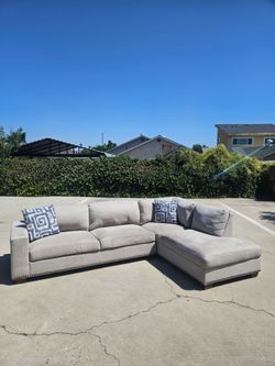 Sectional Sofa 💥 Free Delivery 💥