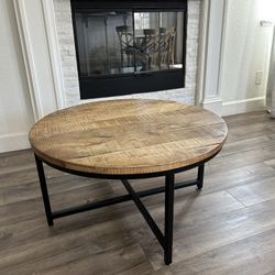 Wood & Metal Farmhouse Style Coffee Table