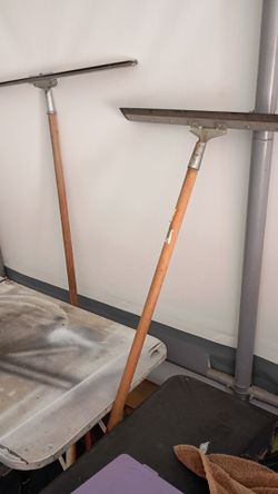 Commercial squeegees