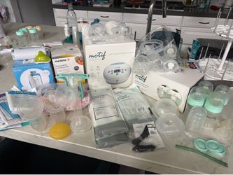 Breastfeeding & postpartum essentials bundle