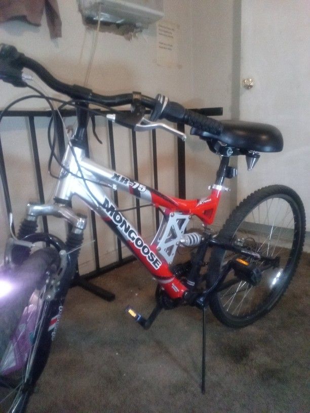 Beautiful Mongoose XR 75 Mountain Bike