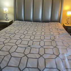 5 Pc Queen Bedroom Set