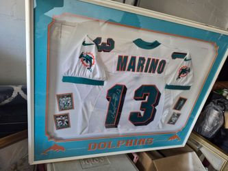 Framed Dan Marino signed jersey