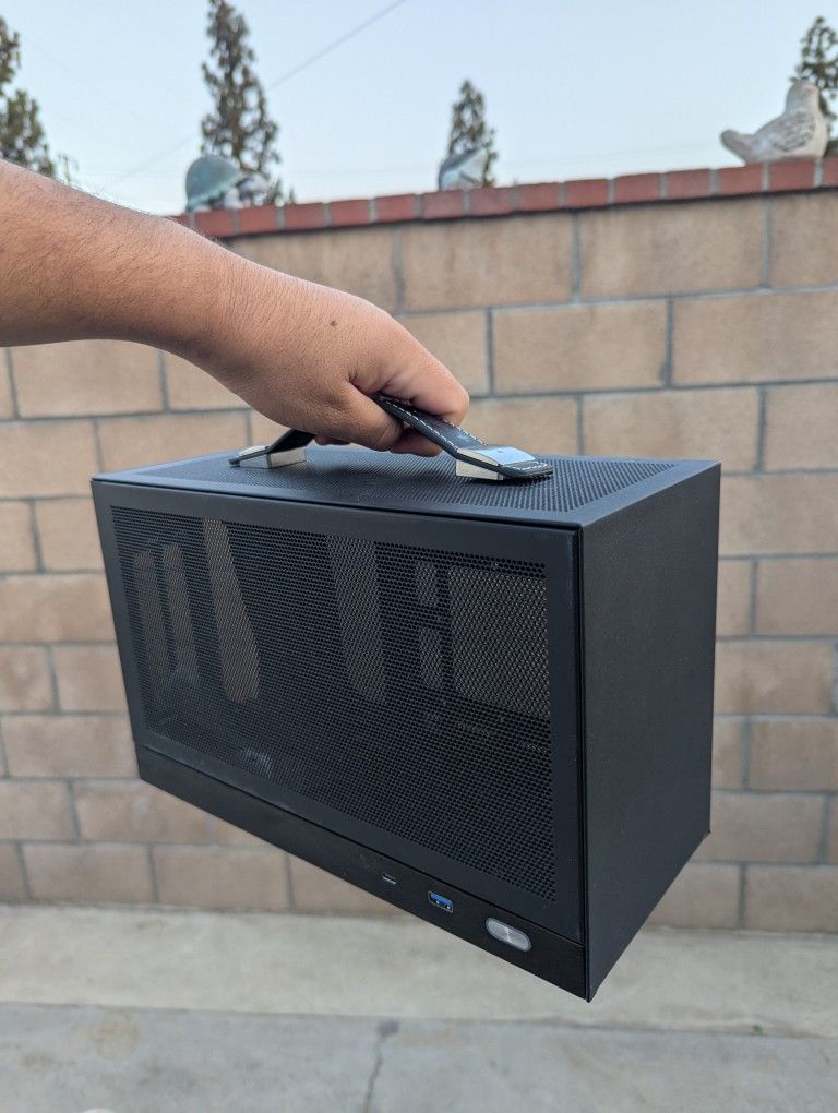 KXRORS S400 - Mini-ITX PC Gaming Case