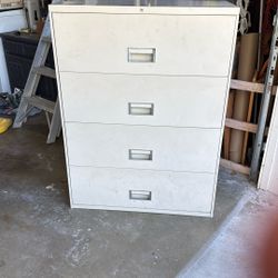 4 Drawer File Cabinet