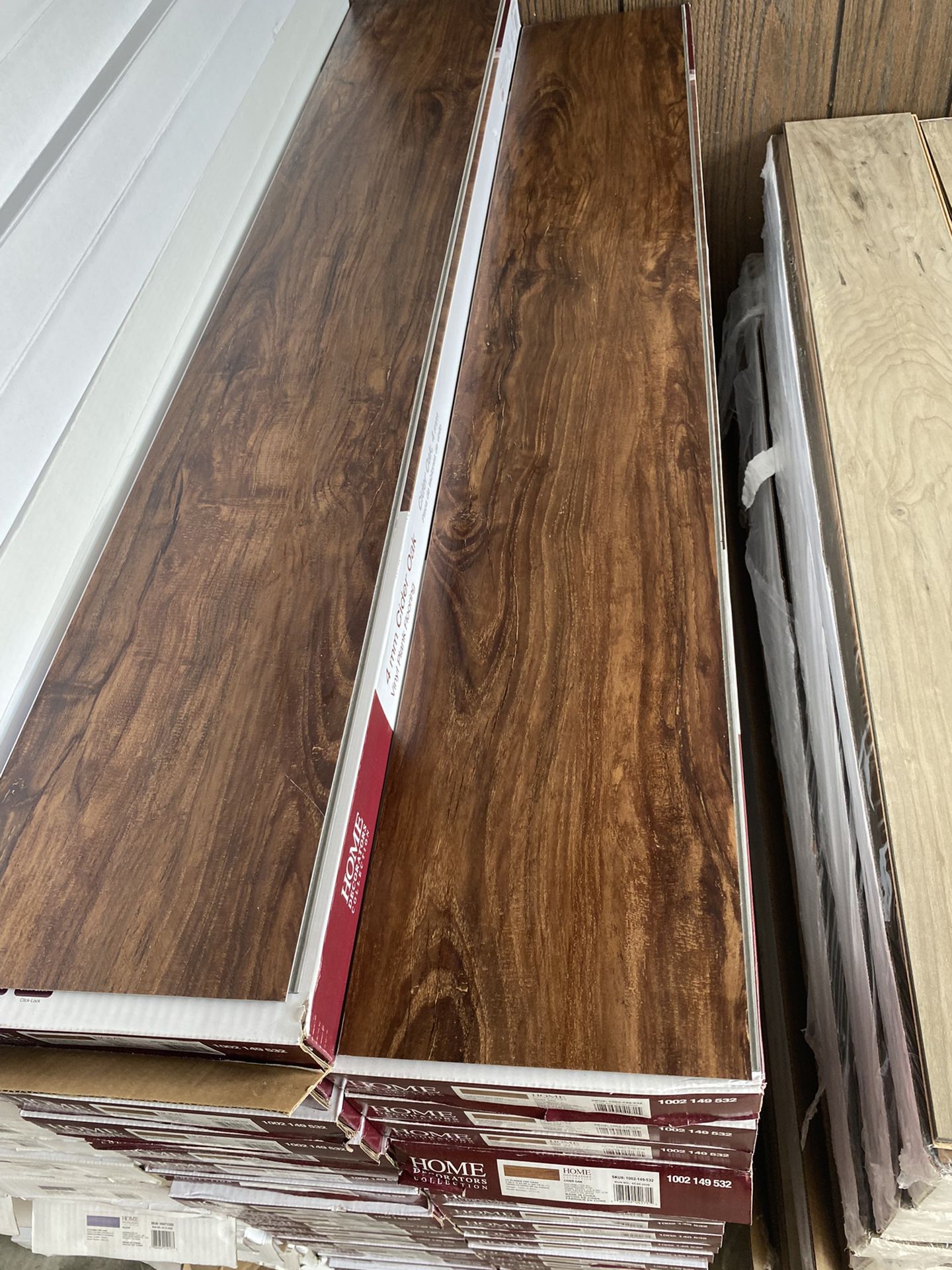 Waterproof Cider Oak 7.5 in. L x 47.6 in. W Luxury Vinyl Plank Flooring (24.74 sq. ft. / case