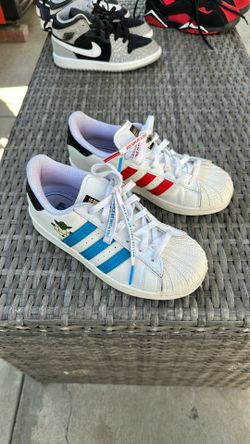 Adidas Superstars 
