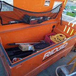 Ridgid 60" Job Site Toolbox 