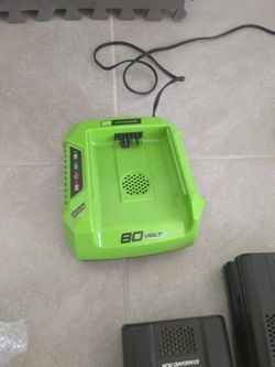 Greenworks Pro Charger 80v