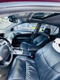 Toyota Sedan with Sunroof and Leather Interior