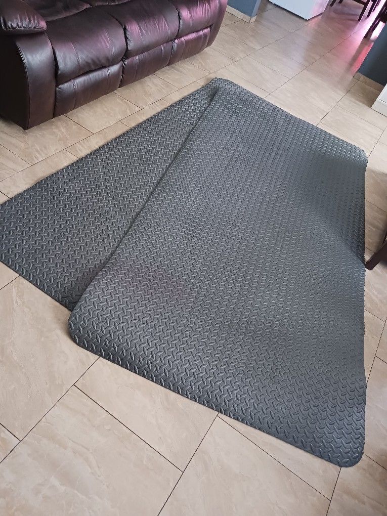 CAP Barbell Rollup Antimicrobial EVA Foam Exercise Mat, Black, 7mm