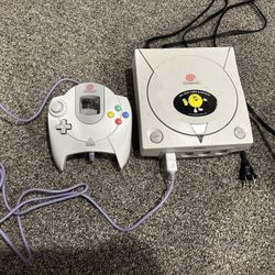 Sega Dreamcast with Games