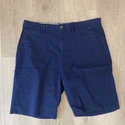 Old Navy Men’s Shorts - 34