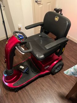 Motorized scooter