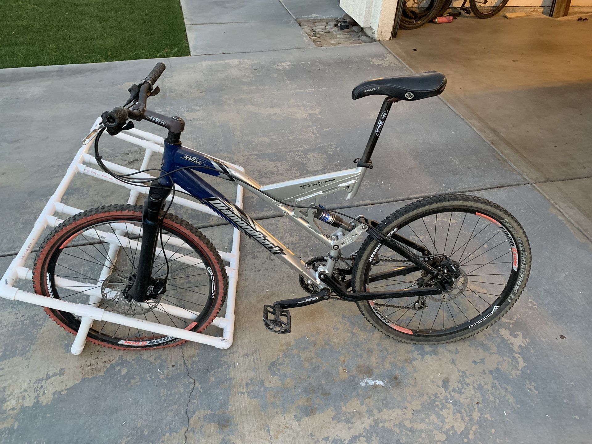 2004 diamondback xsl trail 20” frame