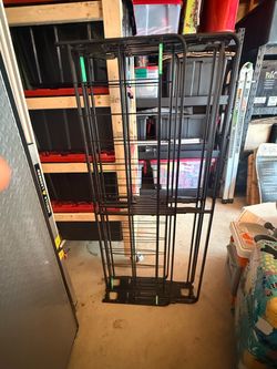 Queen-size bi-fold metal platform box spring with cover