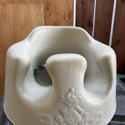 Bumbo Seat 