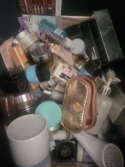 Mixed Beauty & Skincare Products Lot