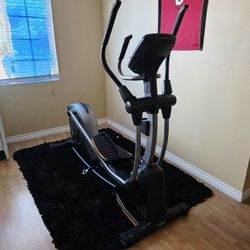 NordicTrack SpaceSaver SE7i Foldable Eliptical 