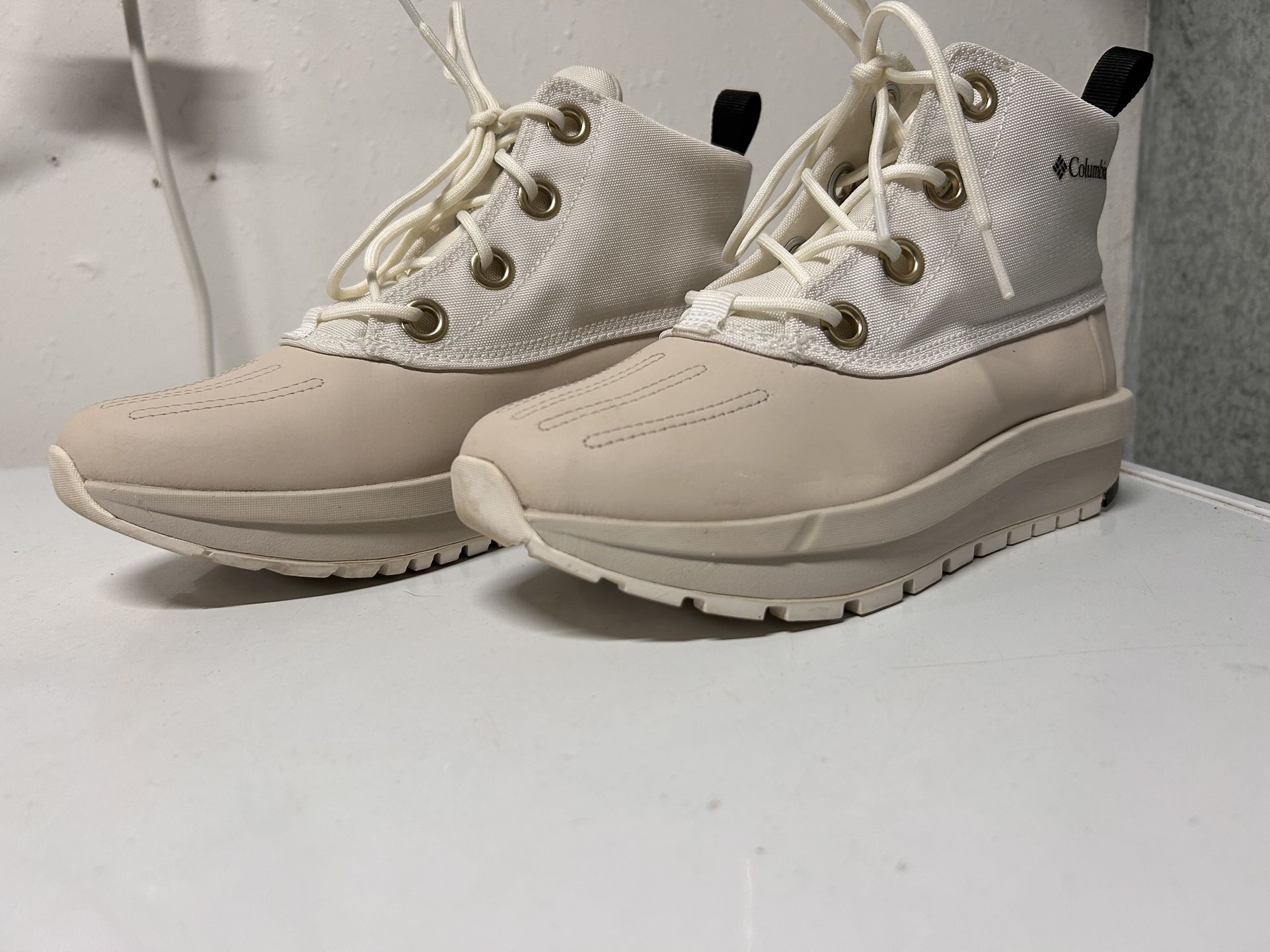 Columbia Snow Boots Size 7