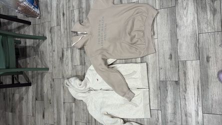 Woman’s hoodies