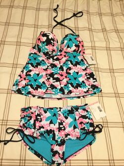 Brand new swim suit $30/ large