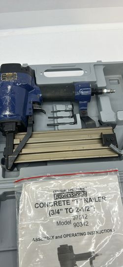 Pneumatic T nailer