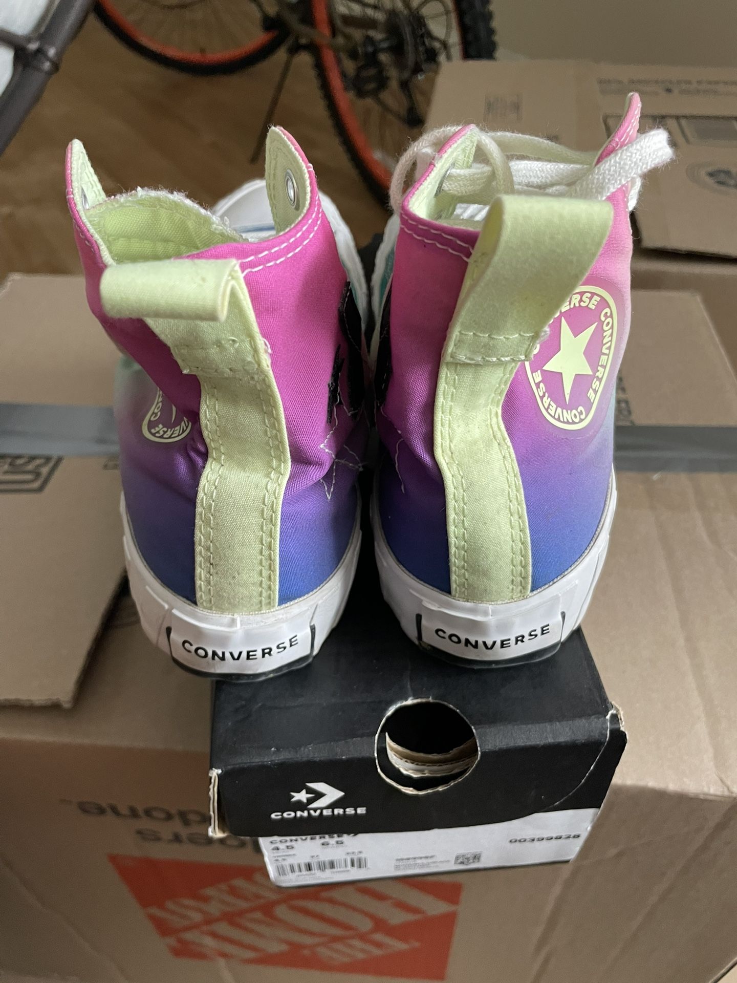 Converse