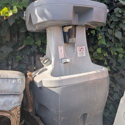 Porta Potty Cleaning Station