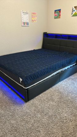 Rolanster Queen Size Bed Frame