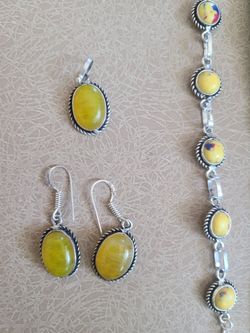 Green/ Yellow Bracelet, Earrings and Pendant set